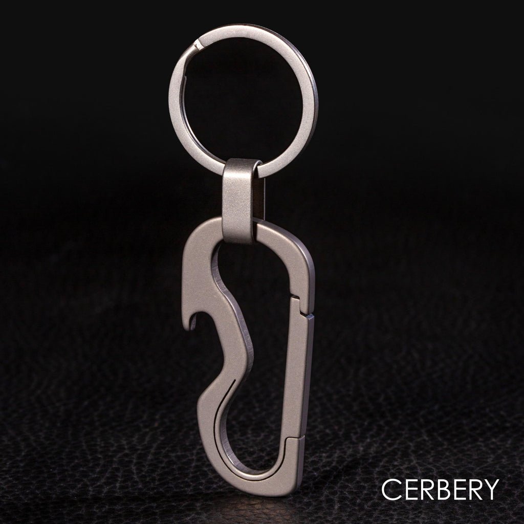 Schlüsselanhänger aus Titan (Silber) – Cronus & Rhea